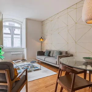  Apartment Downtown Sleek By Lovelystay